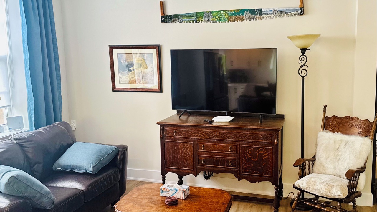 Photo of Livingroom in Burk's Falls