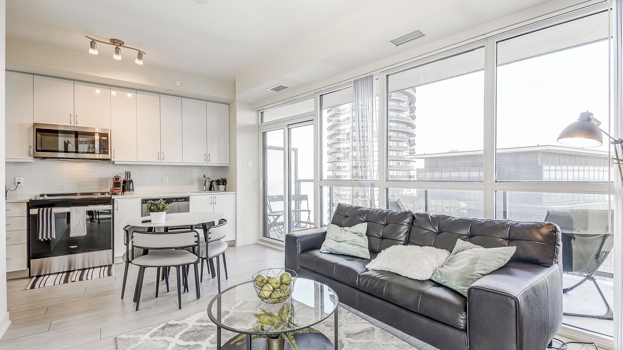 Photo of Livingroom in Humber Bay Shores