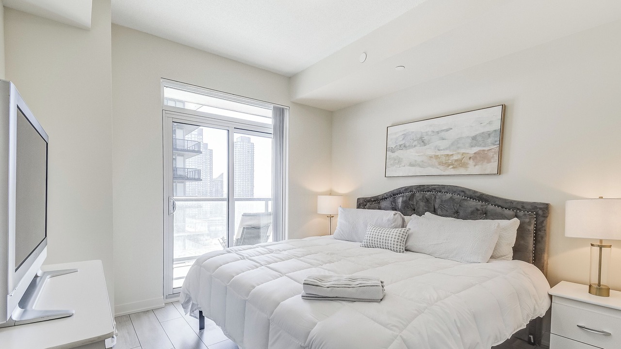 Photo of Bedroom in Humber Bay Shores