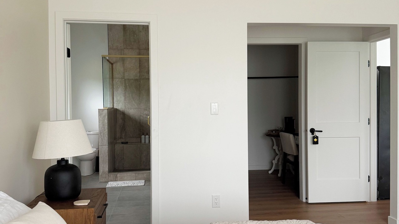 Photo of Bedroom in Greater Napanee