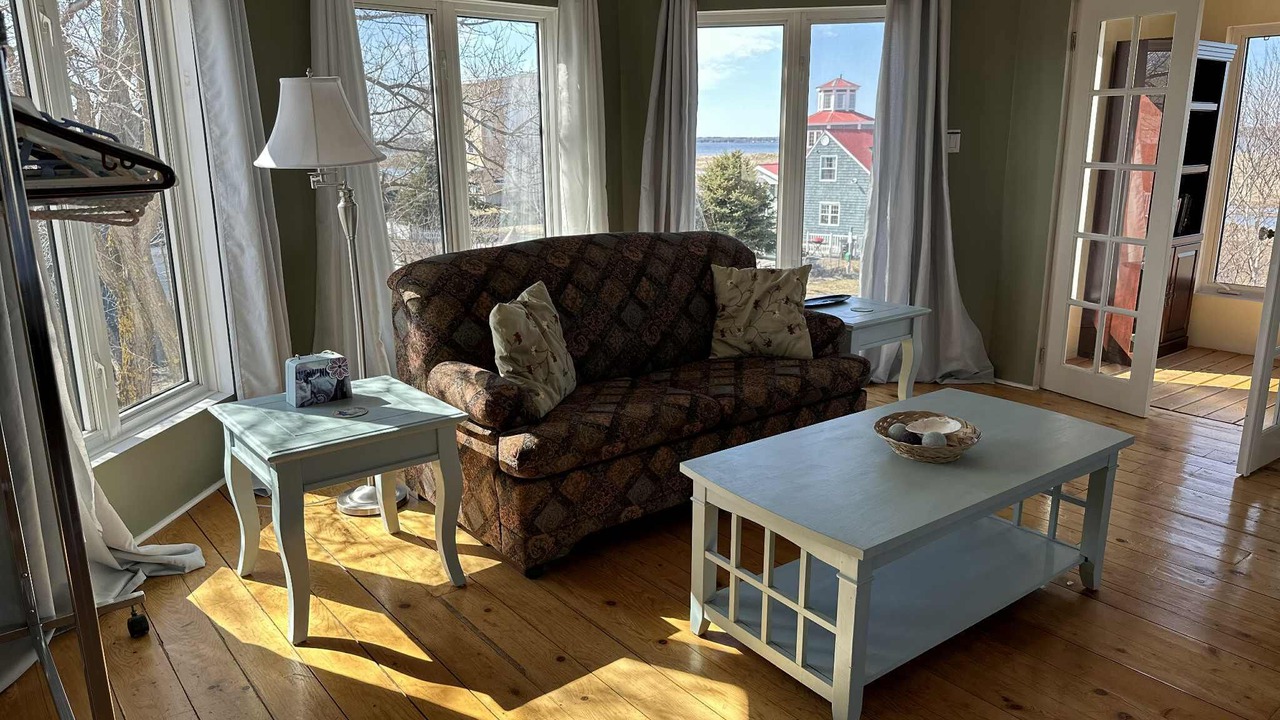Photo of Livingroom in Pointe-du-Chene