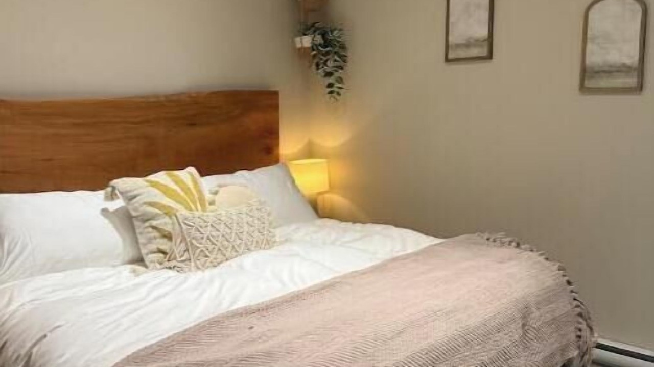 Photo of Bedroom in Otter Point