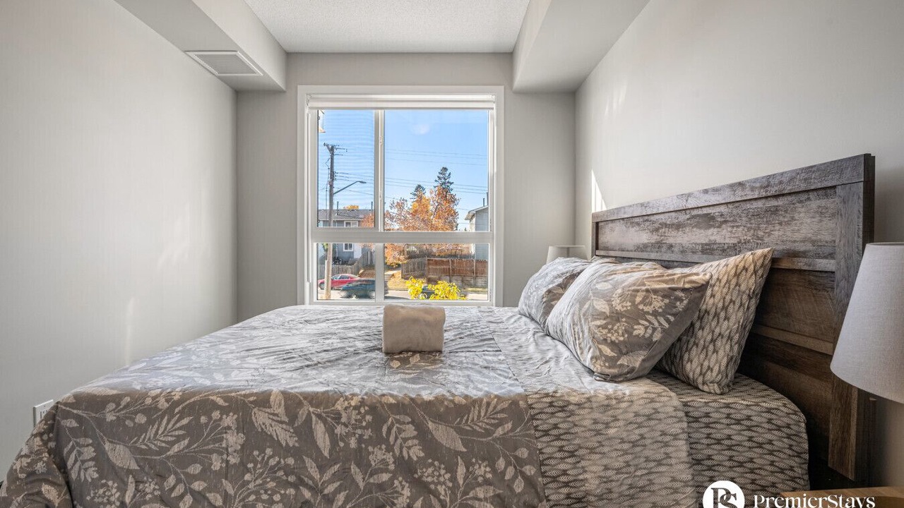 Photo of Bedroom in Inglewood