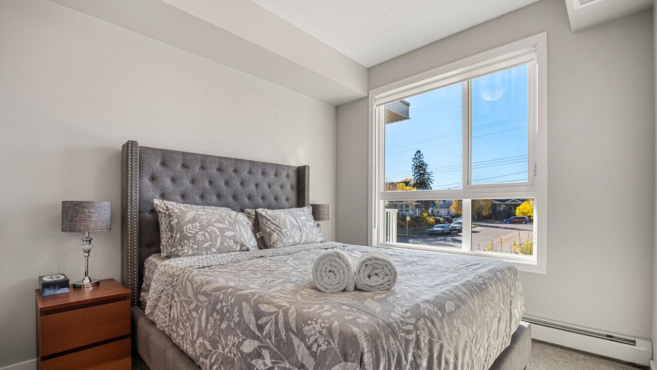 Photo of Bedroom in Inglewood