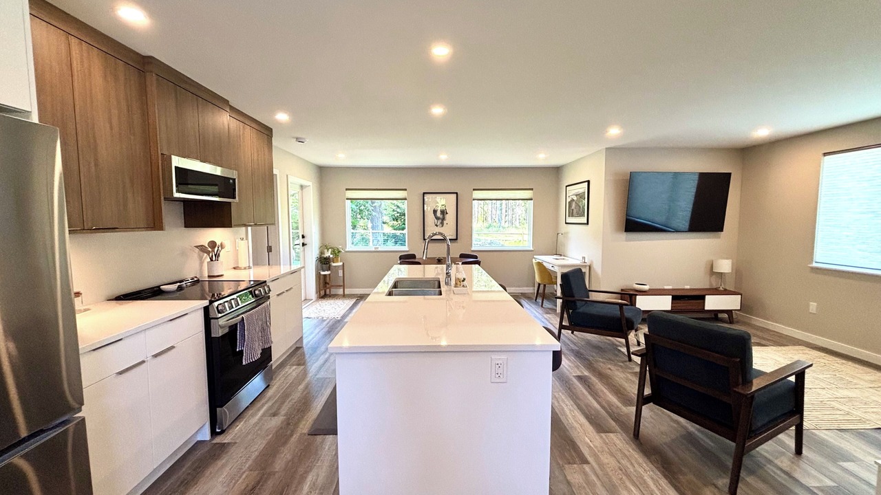 Photo of Kitchen in Sliammon