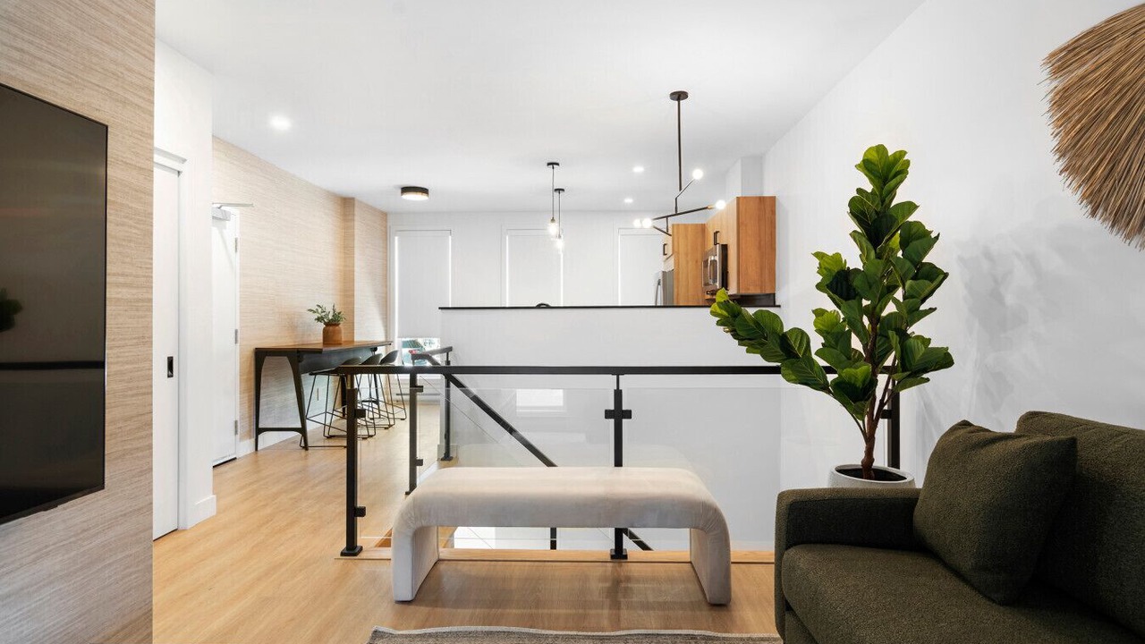 Photo of Livingroom in Plateau Mont Royal