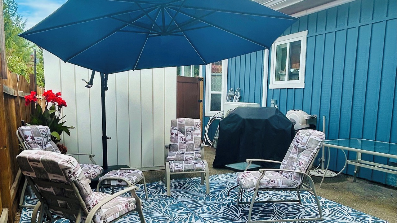 Photo of Patio Balcony in Christina Lake