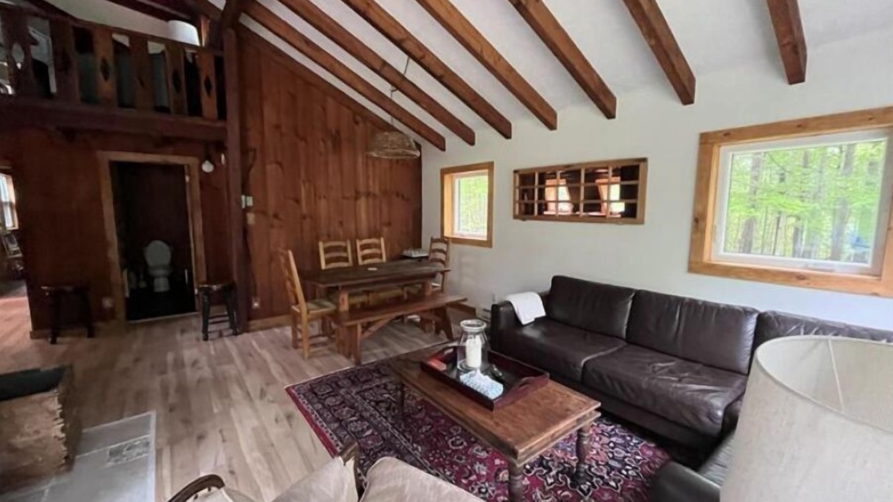 Photo of Livingroom in Hatley