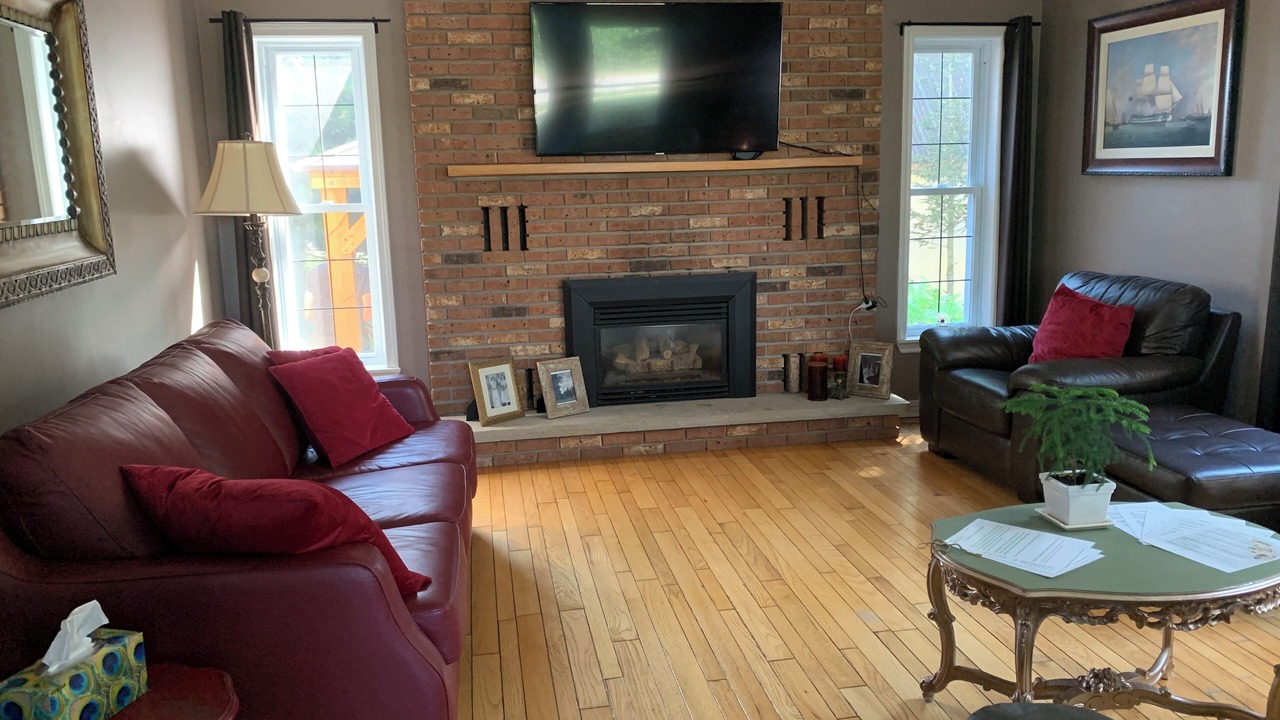 Photo of Livingroom in Thamesford
