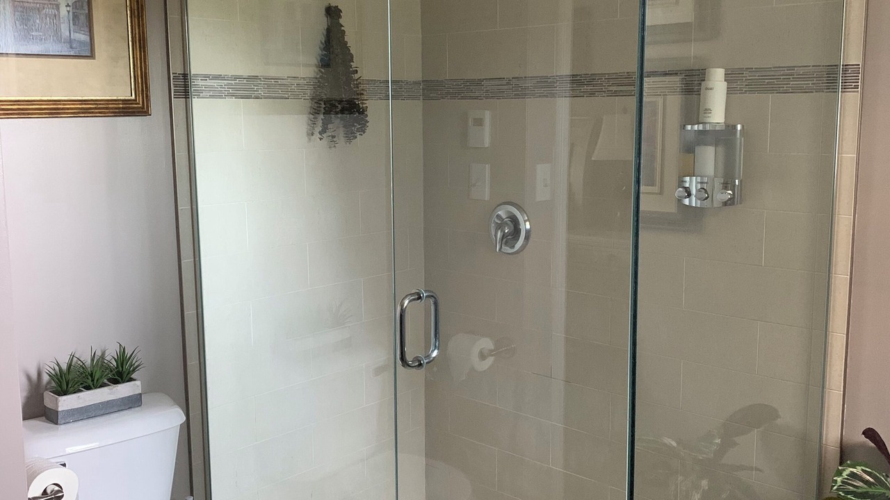 Photo of Bathroom in Thamesford