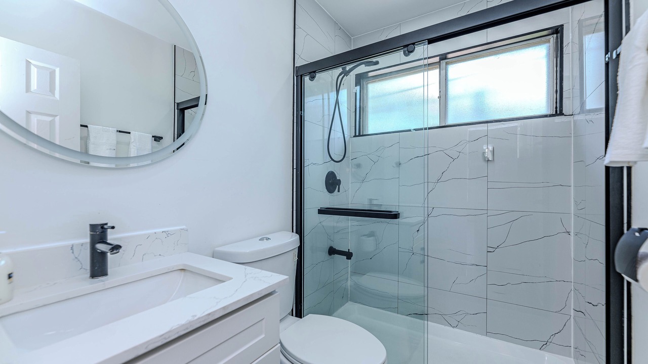 Photo of Bathroom in Northeast Mississauga
