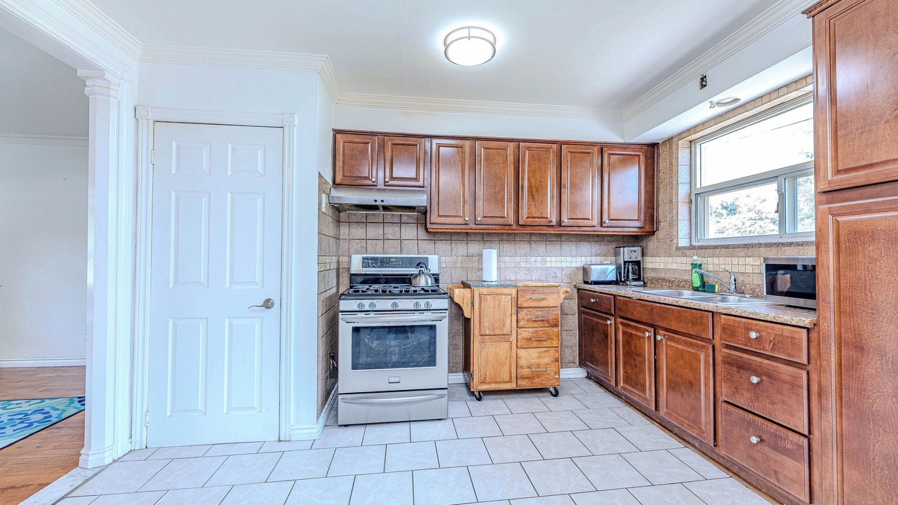 Photo of Kitchen in Northeast Mississauga