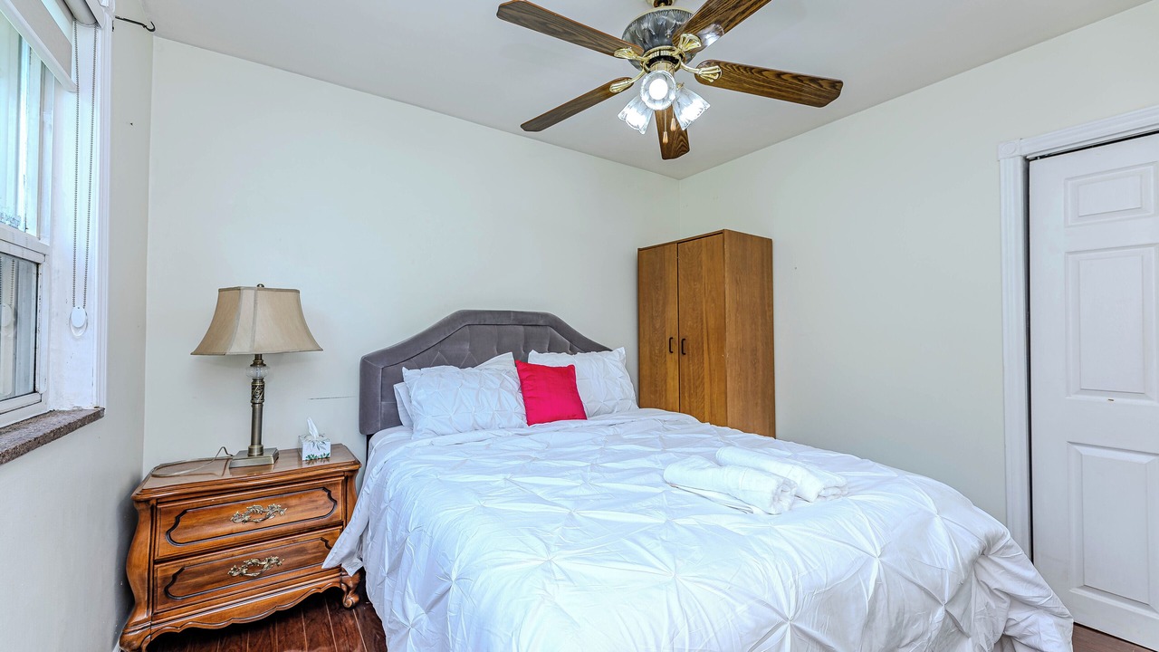 Photo of Bedroom in Northeast Mississauga