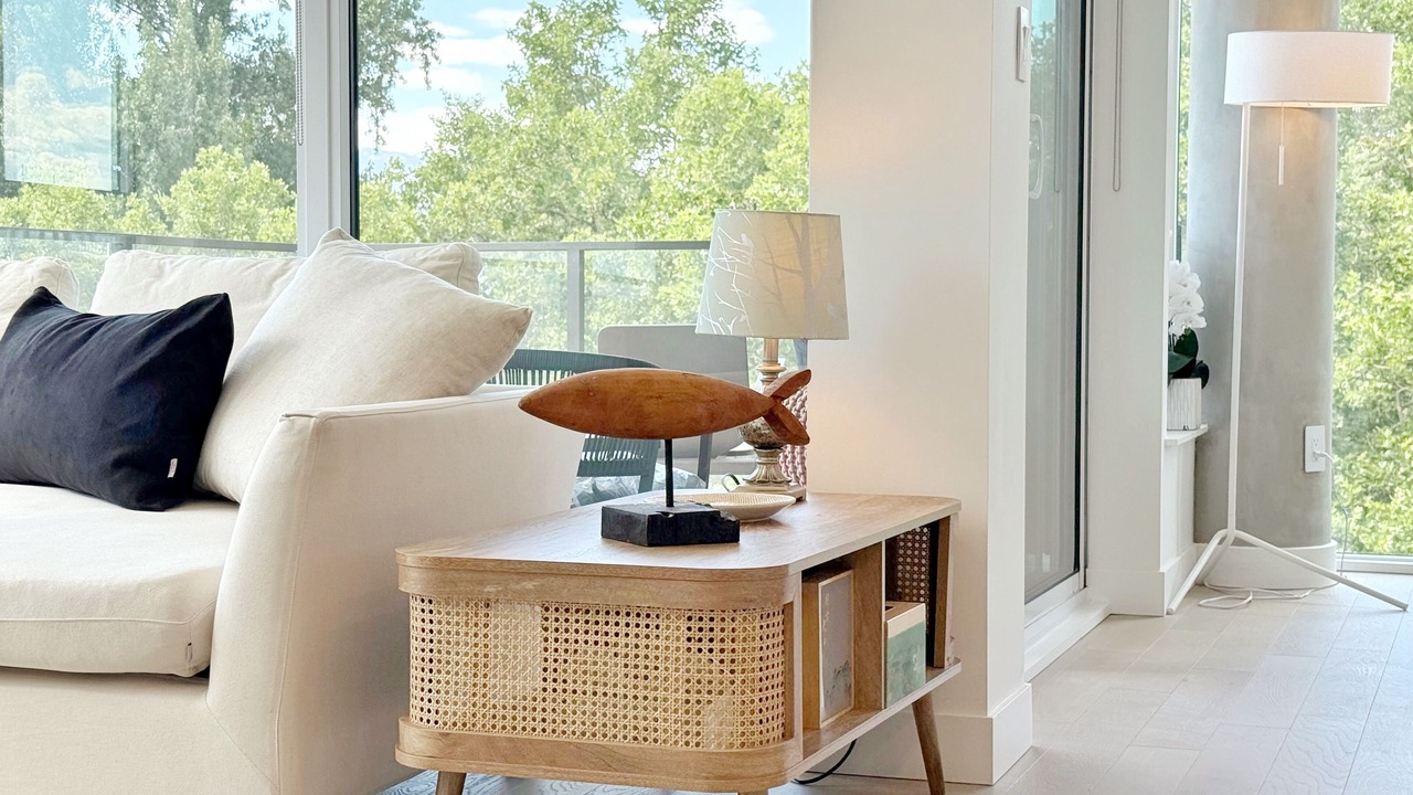 Photo of Livingroom in South Pandosy