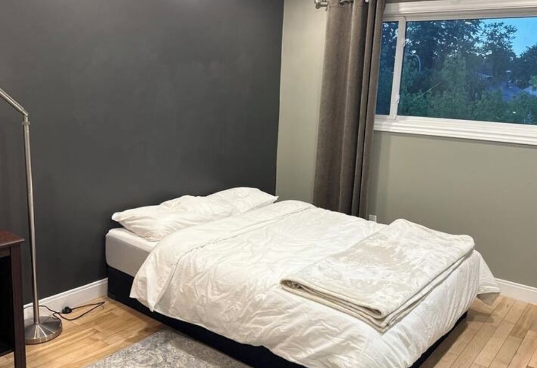 Photo of Bedroom in Ottawa Division