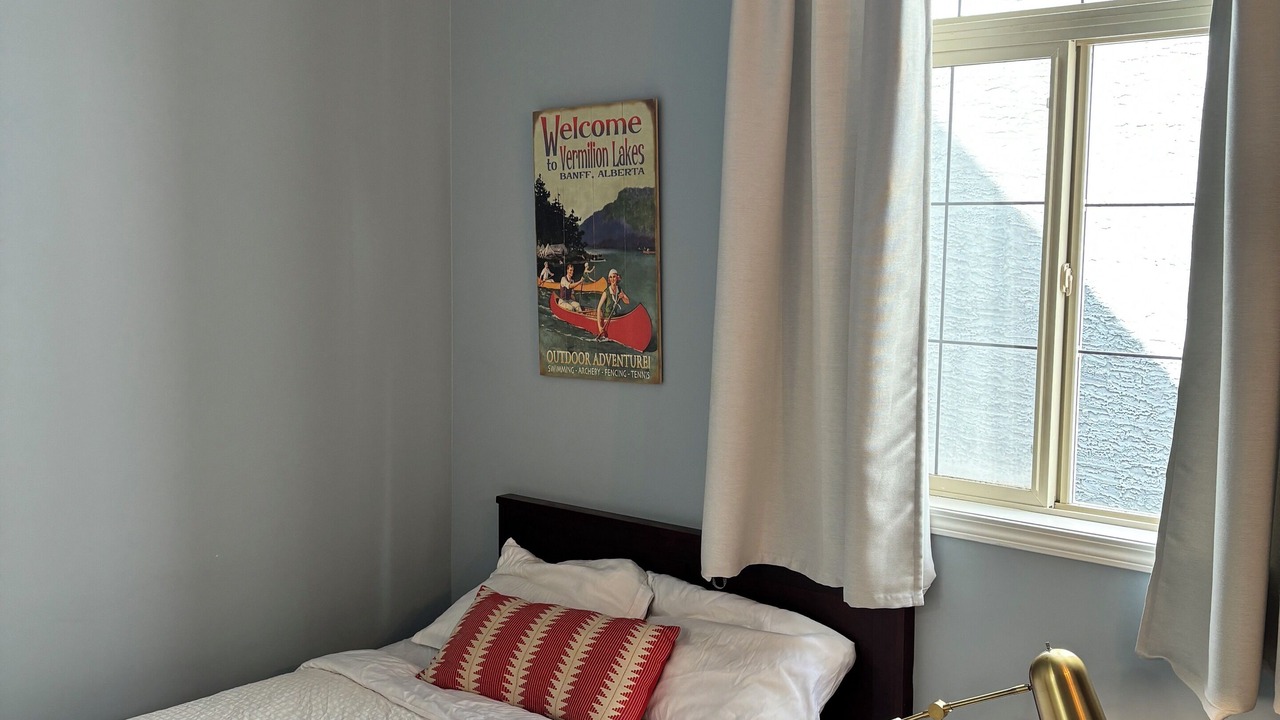 Photo of Bedroom in Cougar Creek