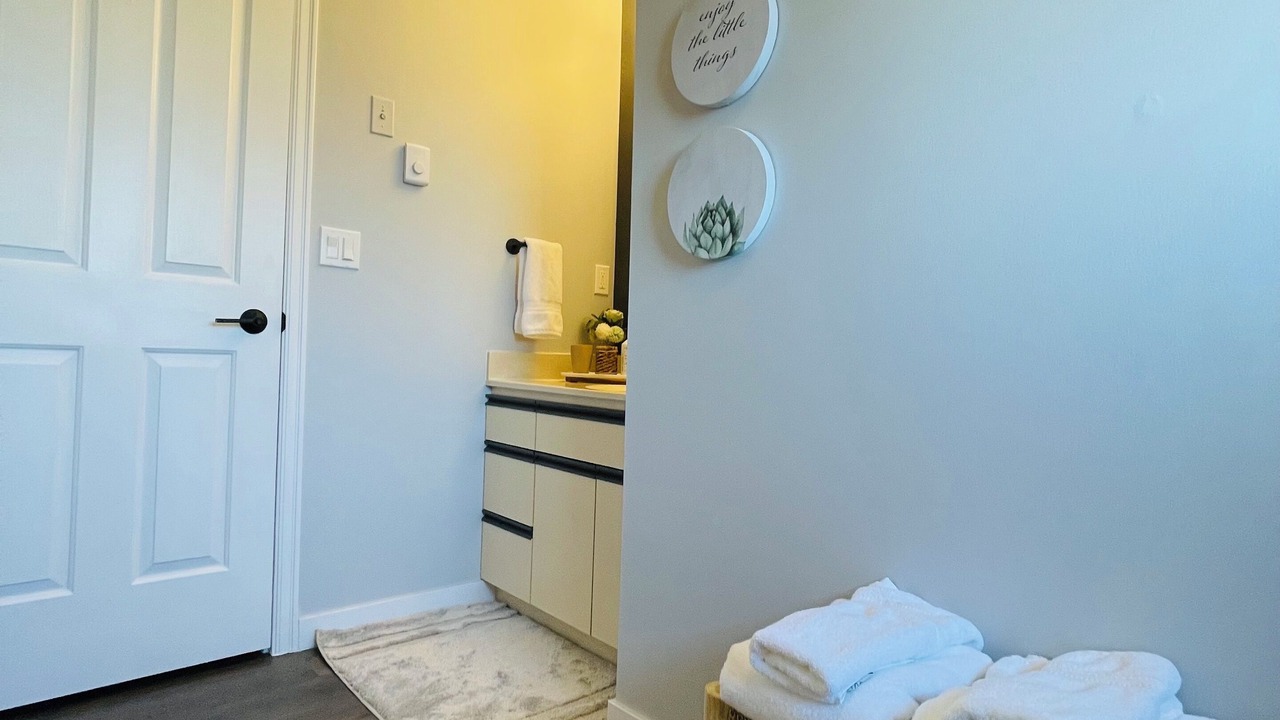 Photo of Bathroom in Cordova Bay