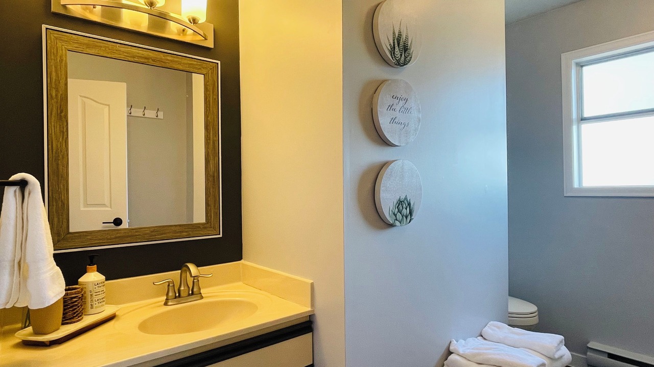 Photo of Bathroom in Cordova Bay