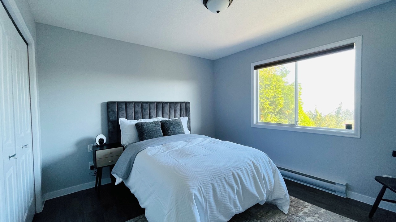Photo of Bedroom in Cordova Bay