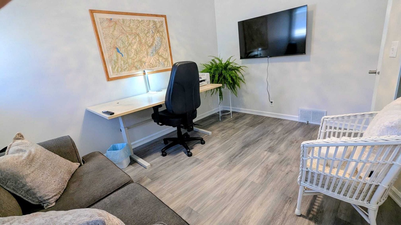 Photo of Livingroom in South Pandosy