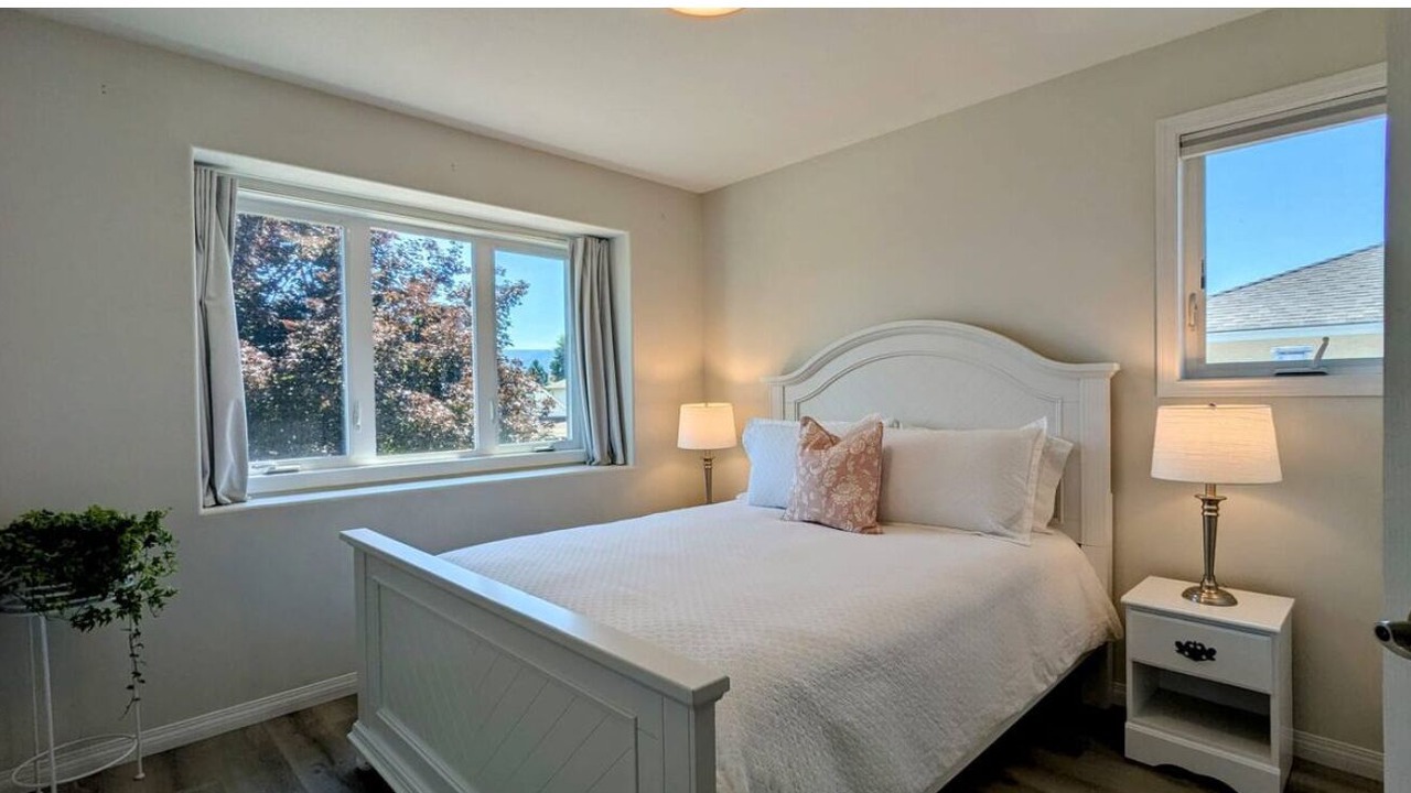 Photo of Bedroom in South Pandosy