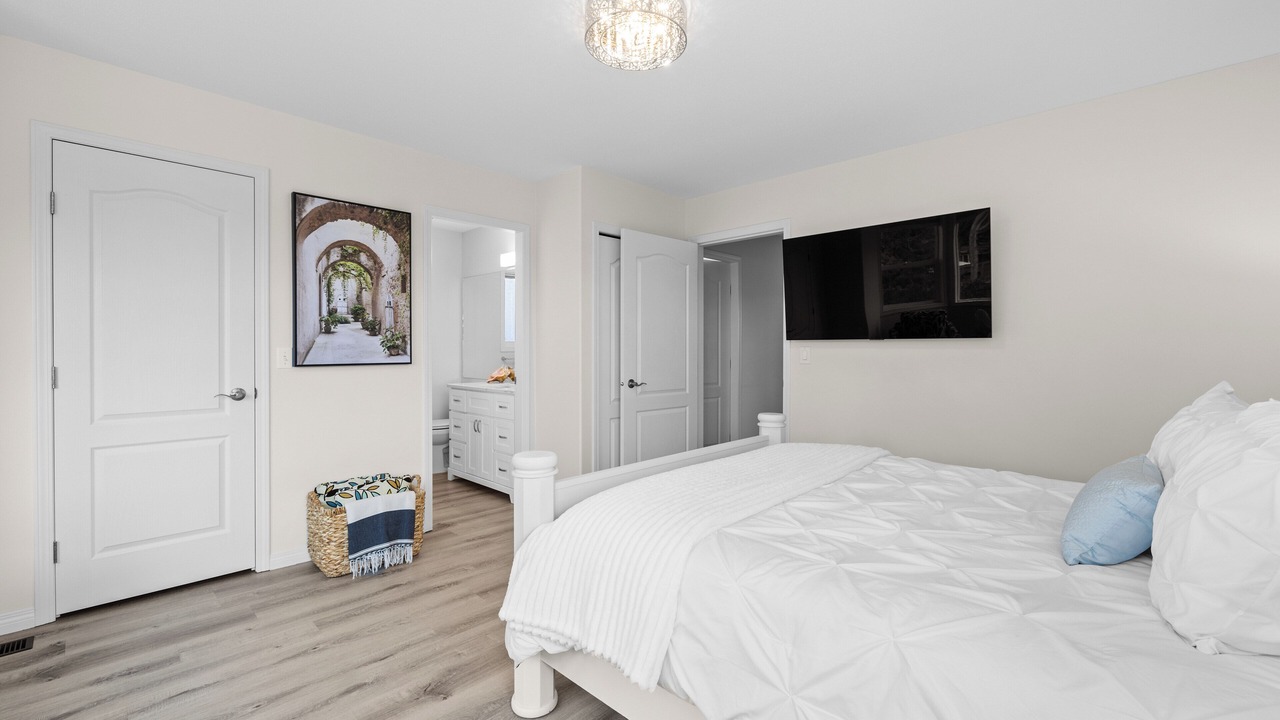 Photo of Bedroom in South Pandosy