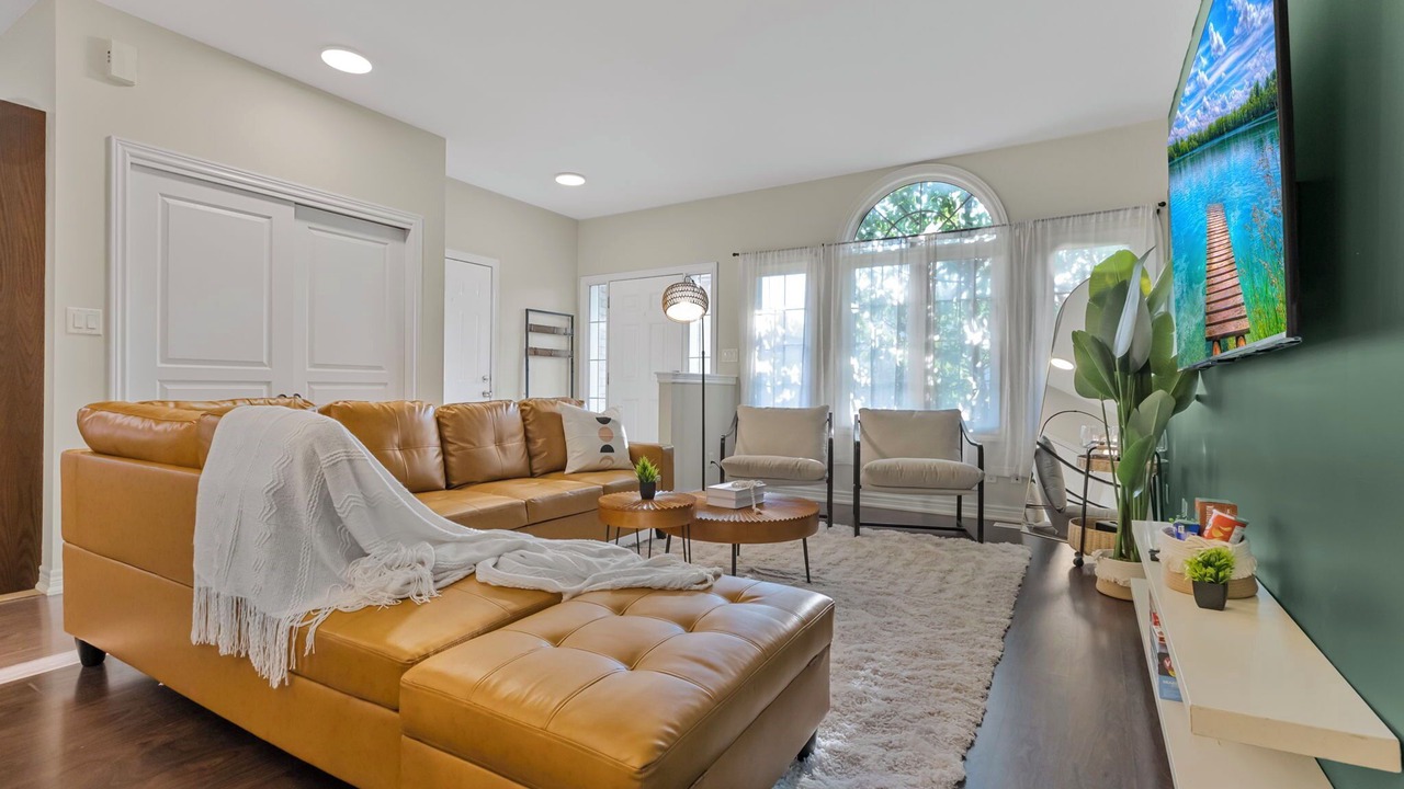 Photo of Livingroom in Thorold
