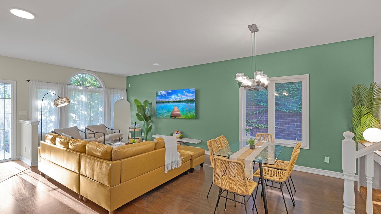 Photo of Livingroom in Thorold