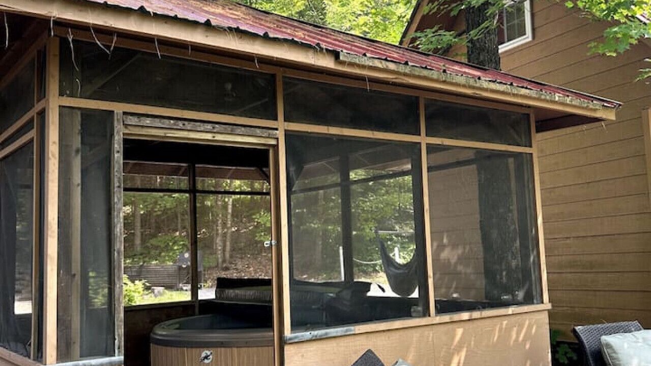Photo of Patio Balcony in Otter Lake