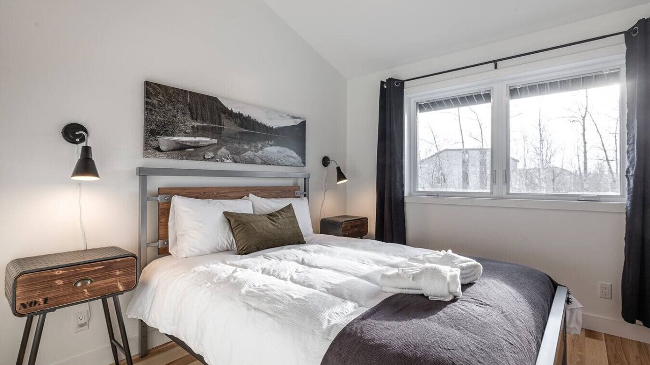 Photo of Bedroom in Magog