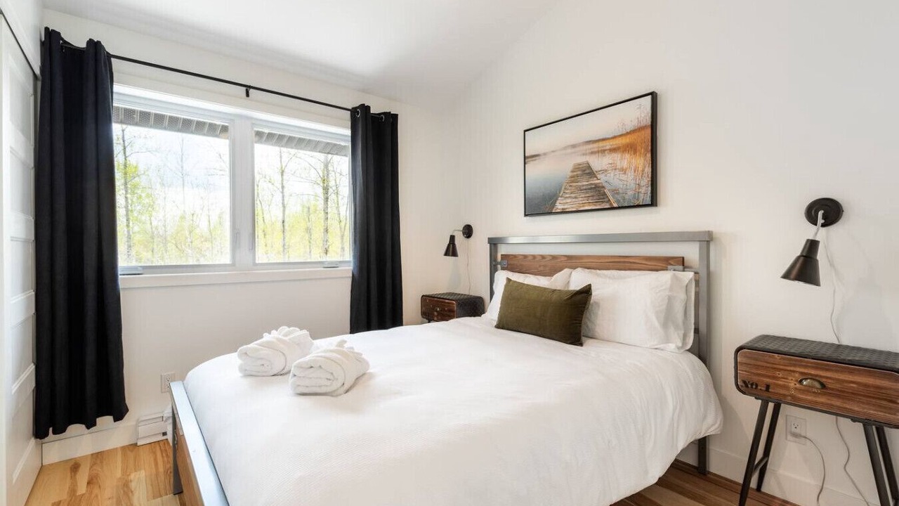Photo of Bedroom in Magog