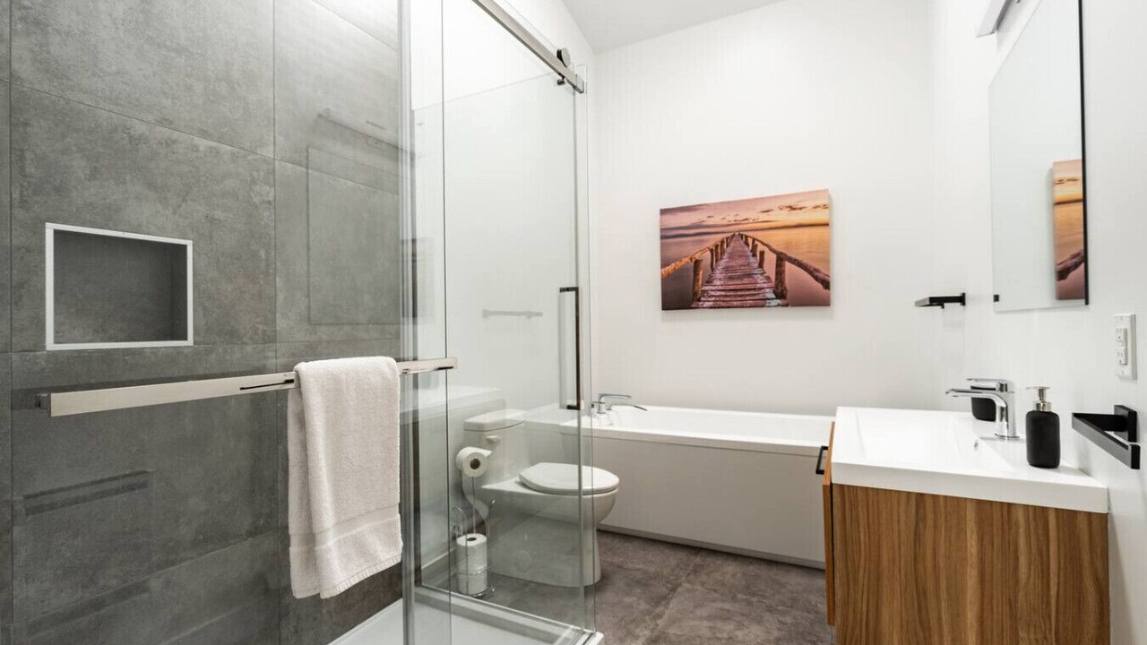 Photo of Bathroom in Magog