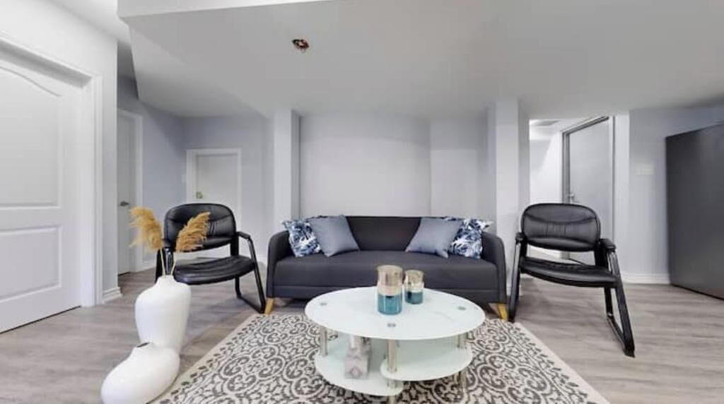 Photo of Livingroom in Markham