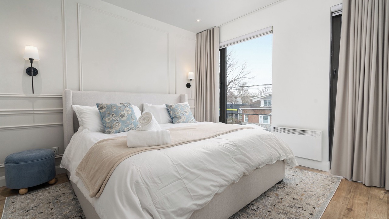 Photo of Bedroom in Laval