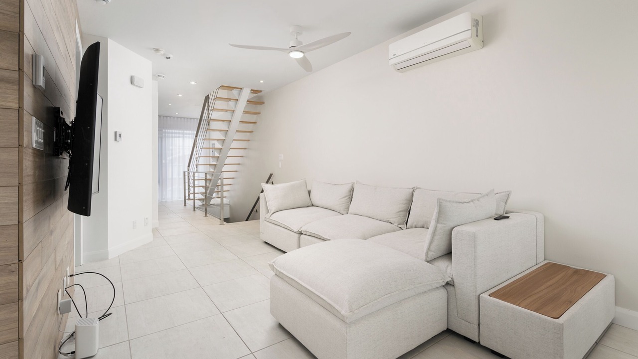 Photo of Livingroom in Laval