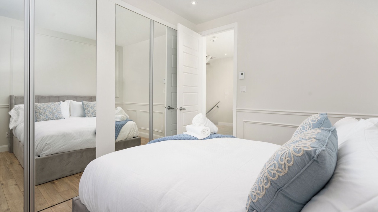 Photo of Bedroom in Laval