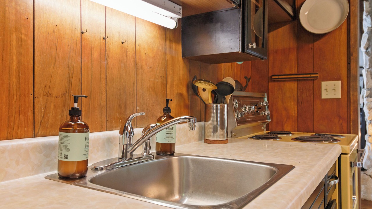Photo of Kitchen in Juan de Fuca Electoral Area