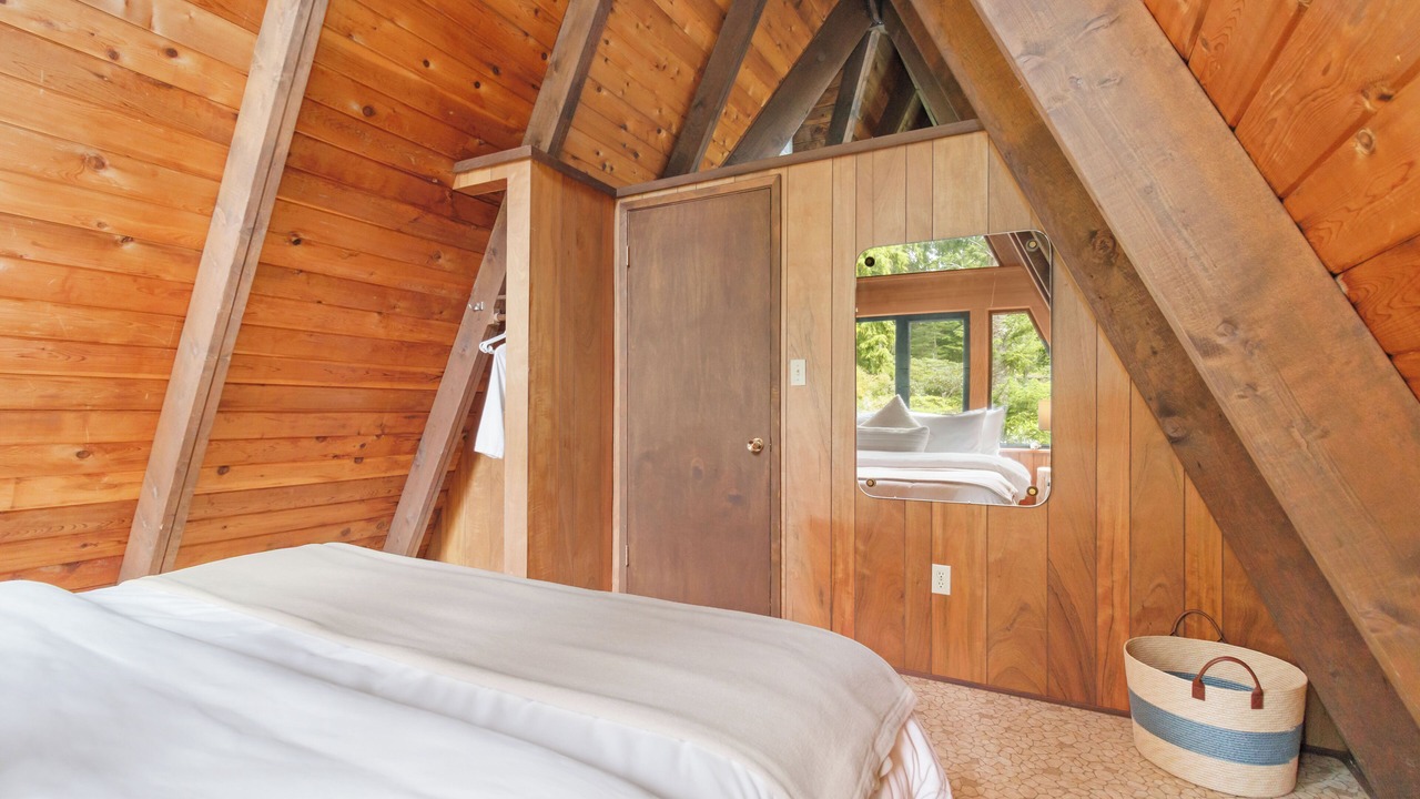 Photo of Bedroom in Juan de Fuca Electoral Area