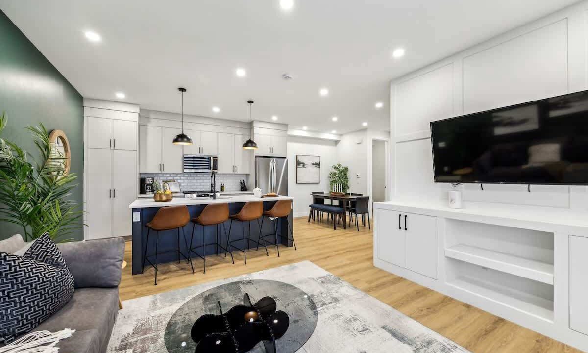 Photo of Livingroom in Southwest Calgary