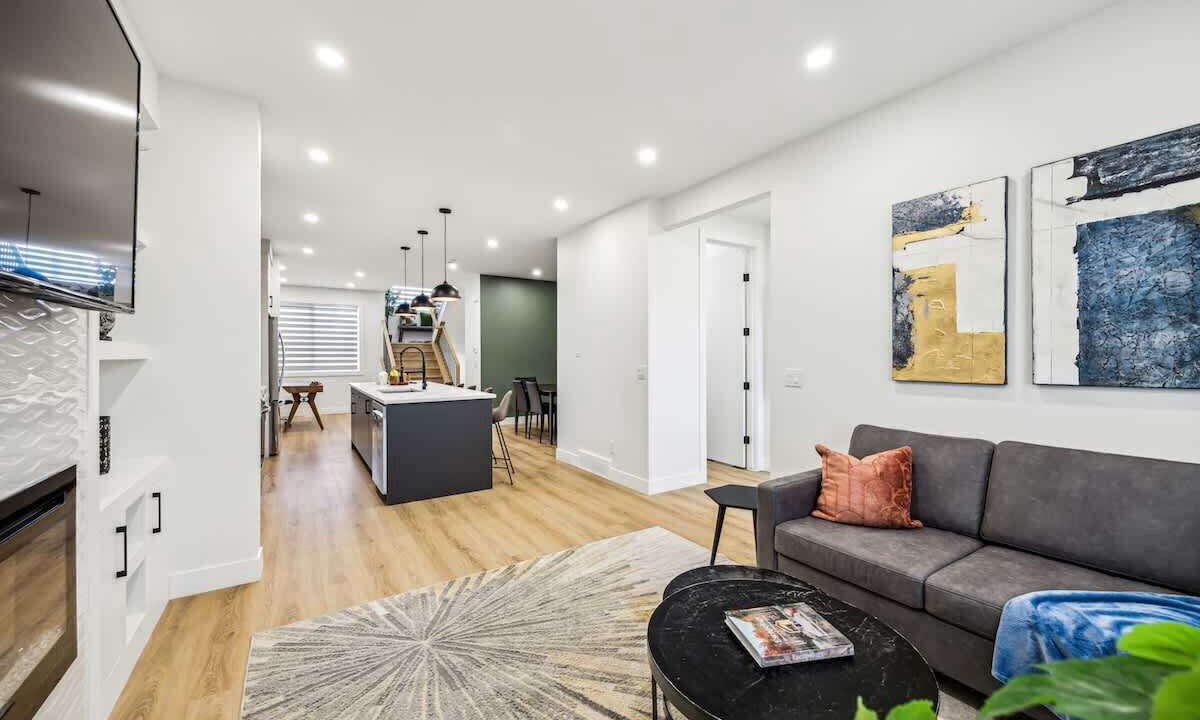 Photo of Livingroom in Southwest Calgary