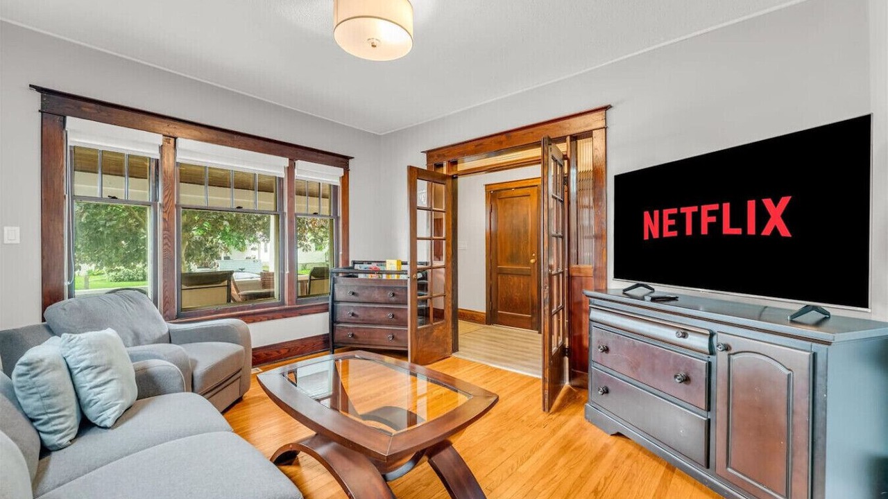 Photo of Livingroom in Niagara Falls