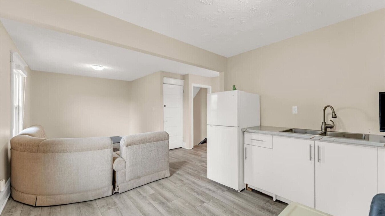 Photo of Livingroom in Niagara Falls