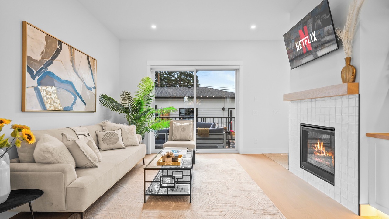 Photo of Livingroom in Tuxedo Park