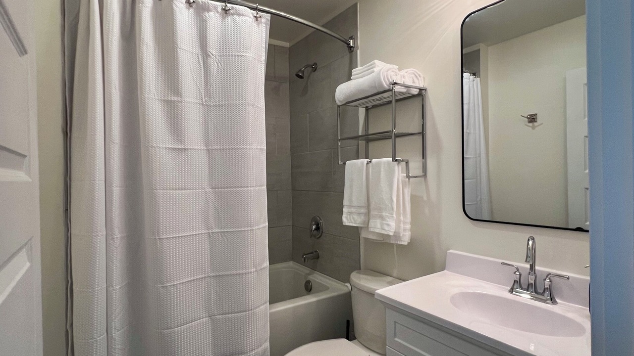 Photo of Bathroom in Sunshine Valley