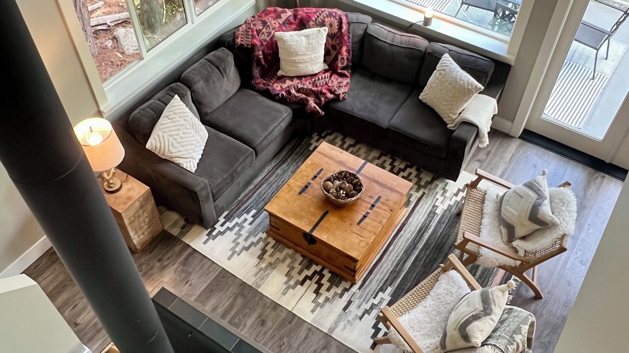 Photo of Livingroom in Sunshine Valley