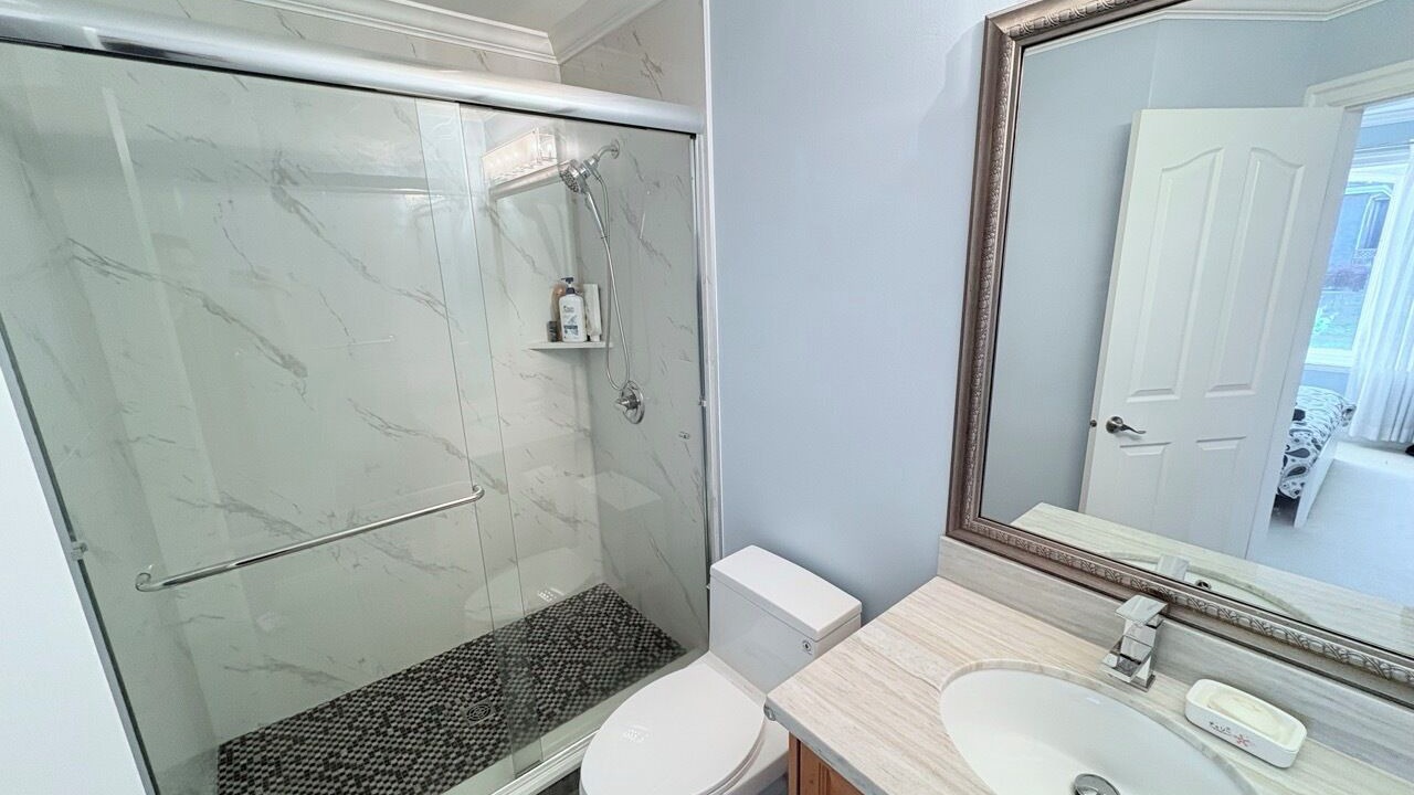 Photo of Bathroom in Sunset