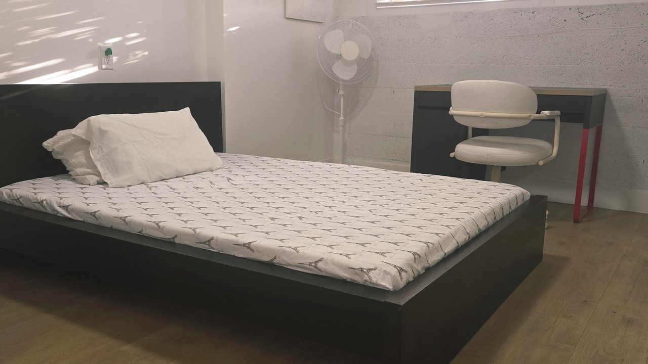 Photo of Bedroom in Delta