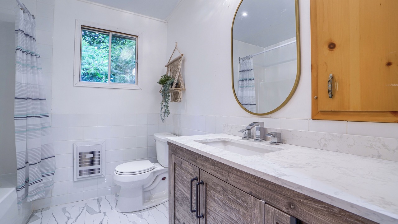Photo of Bathroom in Coboconk