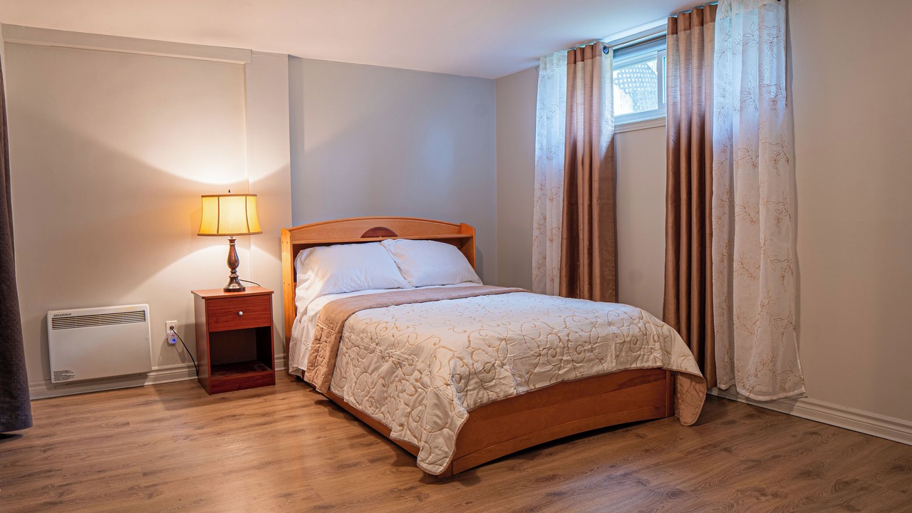 Photo of Bedroom in Laval
