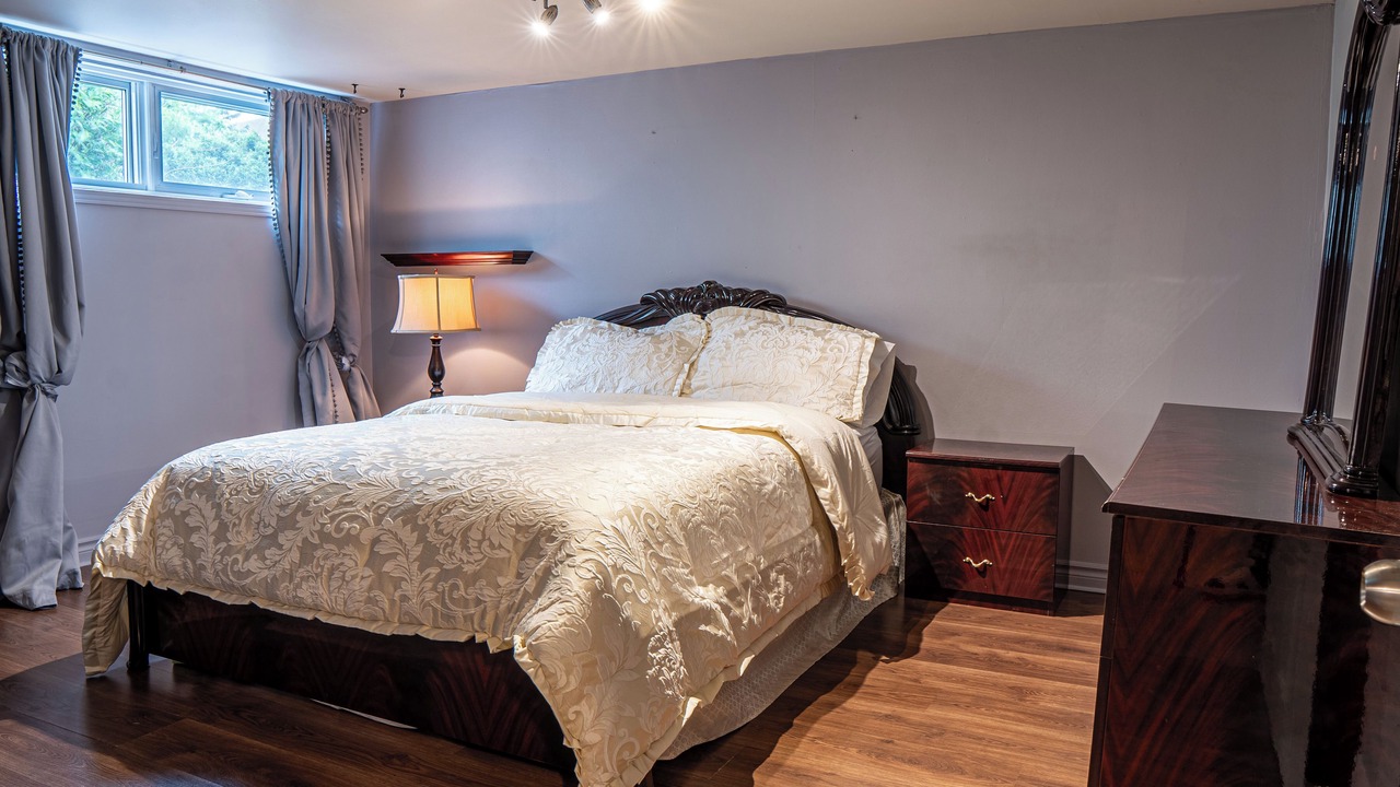 Photo of Bedroom in Laval